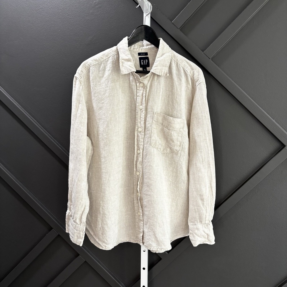 GAP Women's 100% Linen Beige Button Up Shirt Size Medium Long Sleeve Relaxed Fit